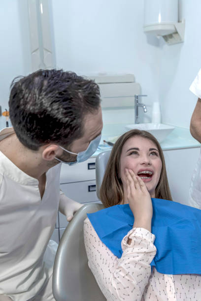 Best Urgent Tooth Repair  in Congers, NY